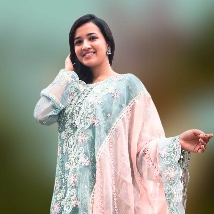 Aisha Khan
